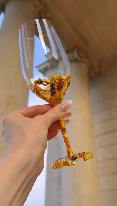 The Regal Treasure Glass